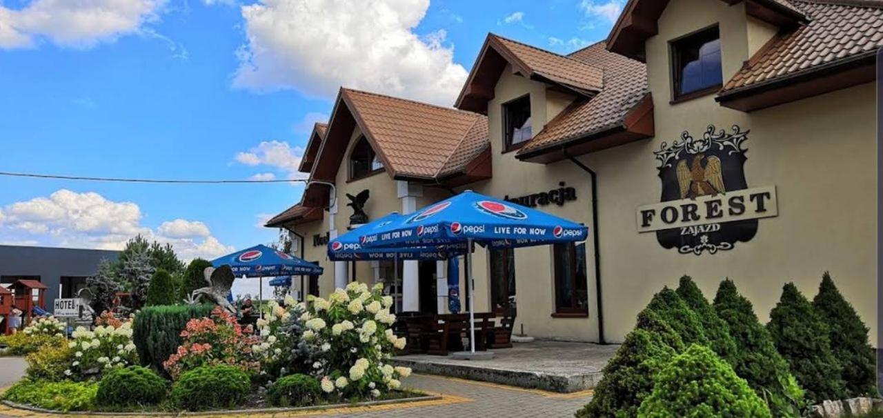 Zajazd Forest Wegrów Exterior foto